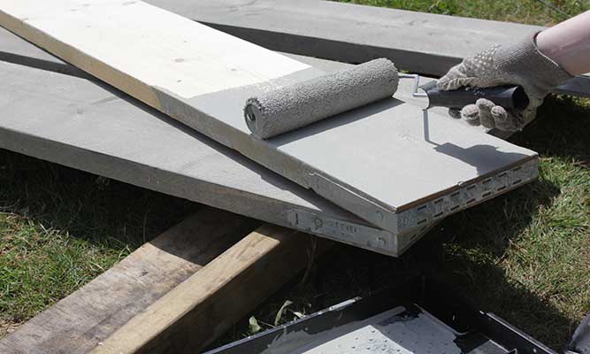 Scaffold-Board-Outdoor-Table-DIY-Project-by-Cassie-Fairy-Step-4-(2).jpg