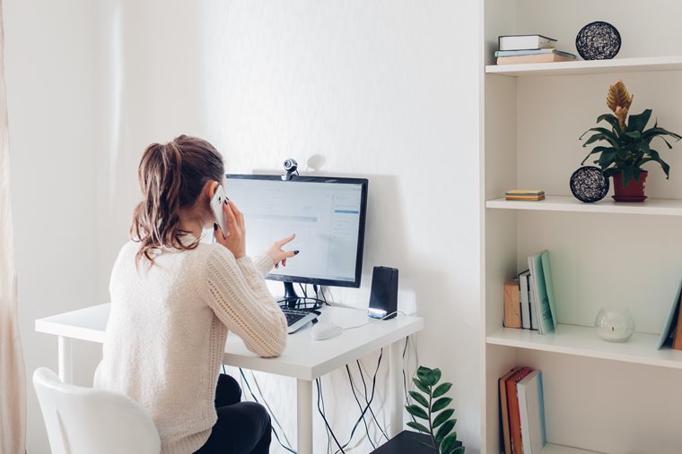 Installer un bureau à la maison quand on manque de place