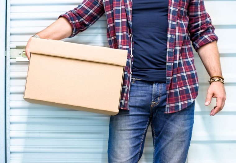 Stockage chez un déménageur : Les avantages et les inconvénients 